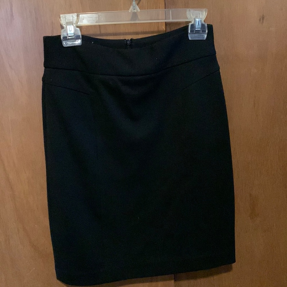 Basic black skirt